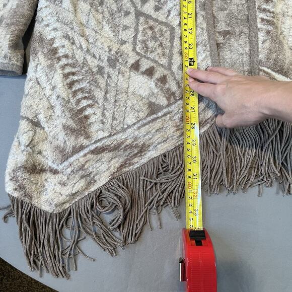 Lucky Brand Women’s L Cardigan Sweater Fringe Hem Aztec Boho Tan/Beige - Picture 8 of 9